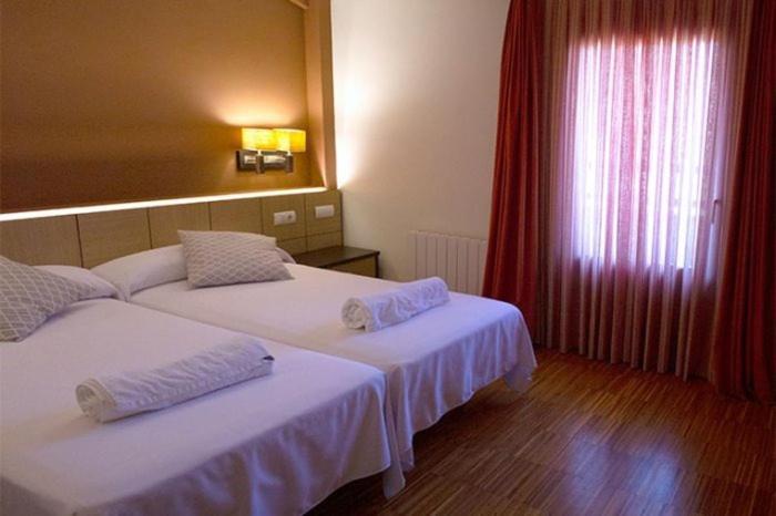 Hotel Valle De Turtzioz Eksteriør billede
